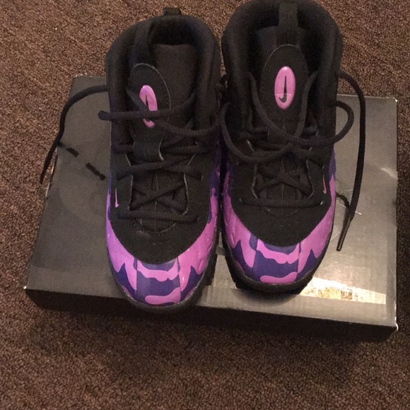 Hi. Im selling my toddler foamposites sizes from 9c and 10c - Picture 5 of 12